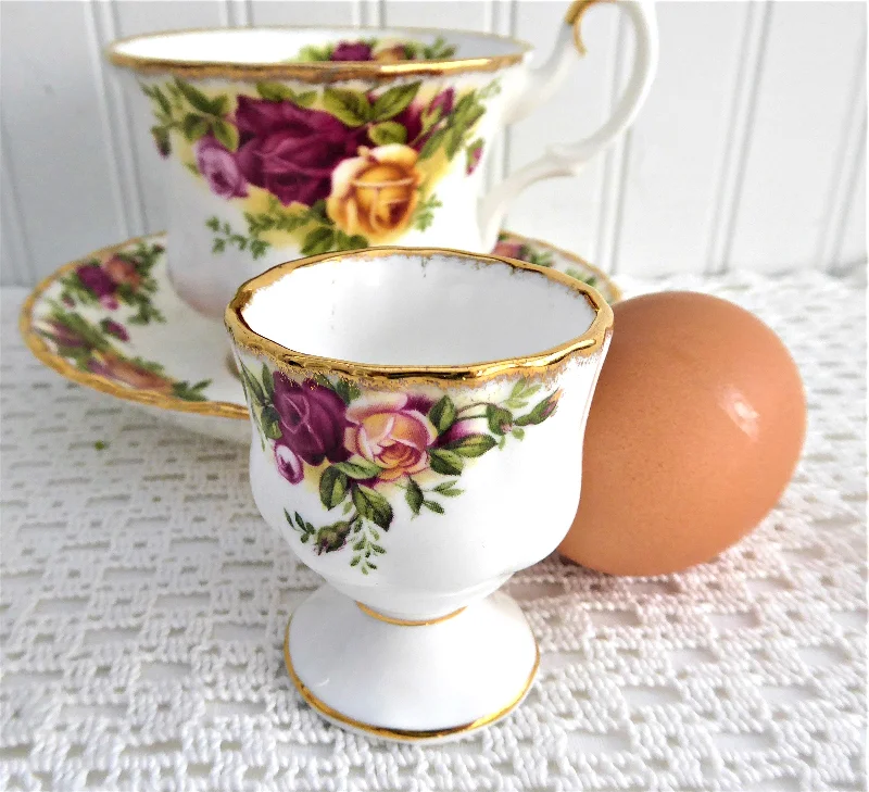 personalized coffee mugs for teacher appreciation-Eggcup Old Country Roses Royal Albert 1980s Made In England