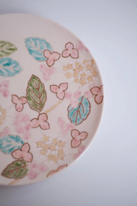 reusable dinner plates for large gatherings-Taki Tomoda 友田多紀 Pink Hydrangea Medium Plate - TT16