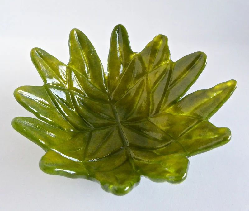 unique dinner plates with bold patterns-Green Fused Glass Lotus Leaf Bowl