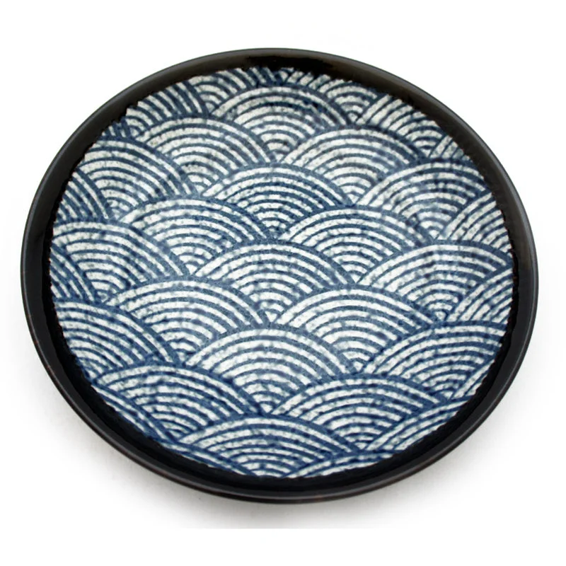 dinner plates with chic black designs-Men Plate Seigaiha