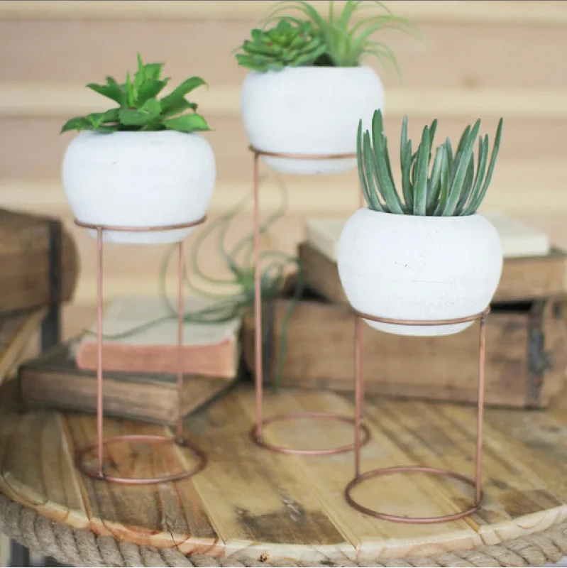 Handmade flower vases for modern home designs -White Pots on Copper Stand